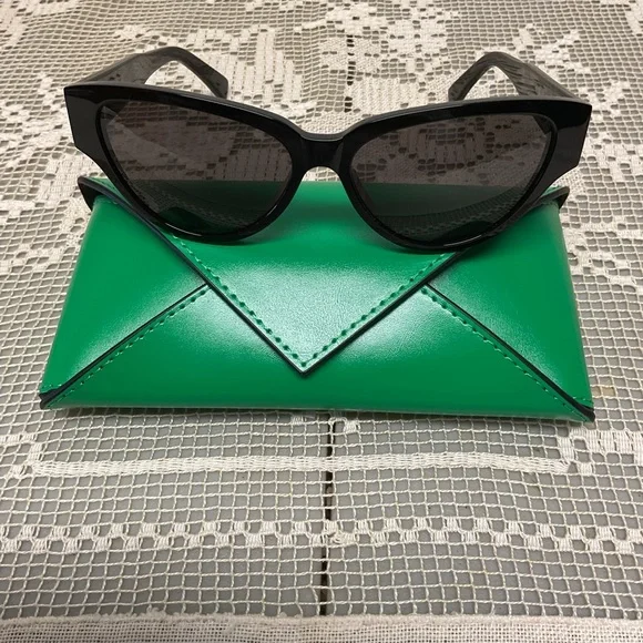 NWT Bottega Veneta BV1455o-003 52mm Green Eyeglasses NEW Bottega Veneta BV1455o-003 Eyeglasses 52mm 100  main image 4